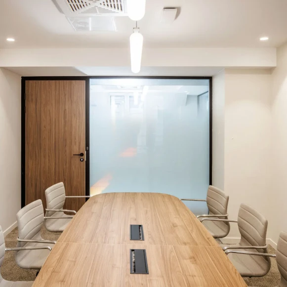 Espace indépendant 827 m² 130 postes Location bureau Rue de Gramont Paris 75002 - photo 9