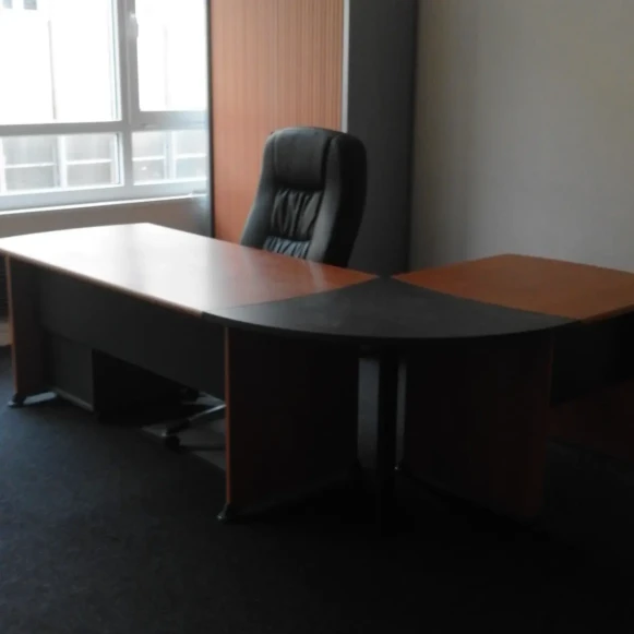 Bureau privé 60 m² 8 postes Coworking Avenue de Verdun Trilport 77470 - photo 2