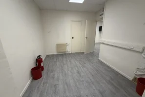 Espace indépendant - 75011 - 10 postes - 1100€