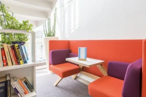 Bureau privé - 13008 - 3 postes - 1275€