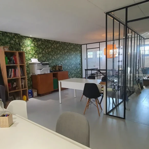 Espace indépendant 110 m² 6 postes Coworking Avenue de la Garonnette Toulouse 31000 - photo 1