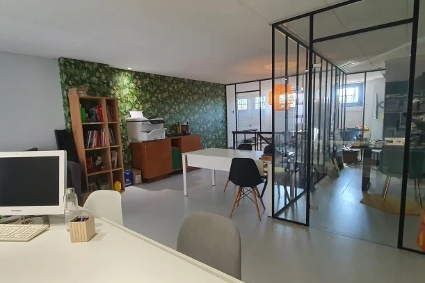 Espace indépendant - 31000 - 6 postes - 100€