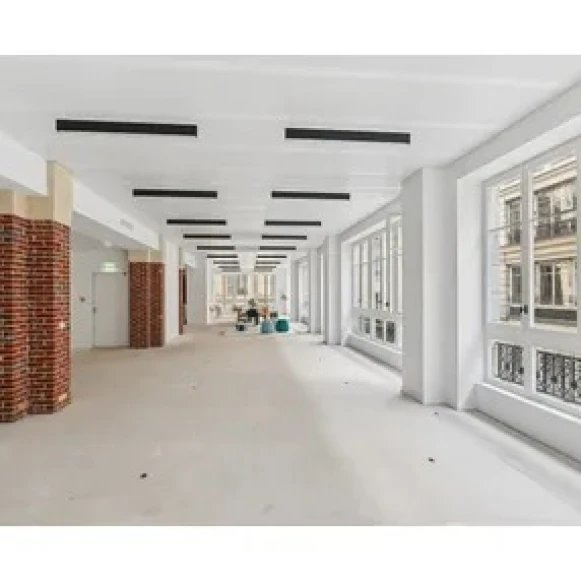 Bureau privé 200 m² 30 postes Location bureau Cité Paradis Paris 75010 - photo 11