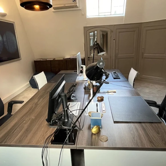 Bureau privé 20 m² 4 postes Location bureau Boulevard Malesherbes Paris 75017 - photo 2