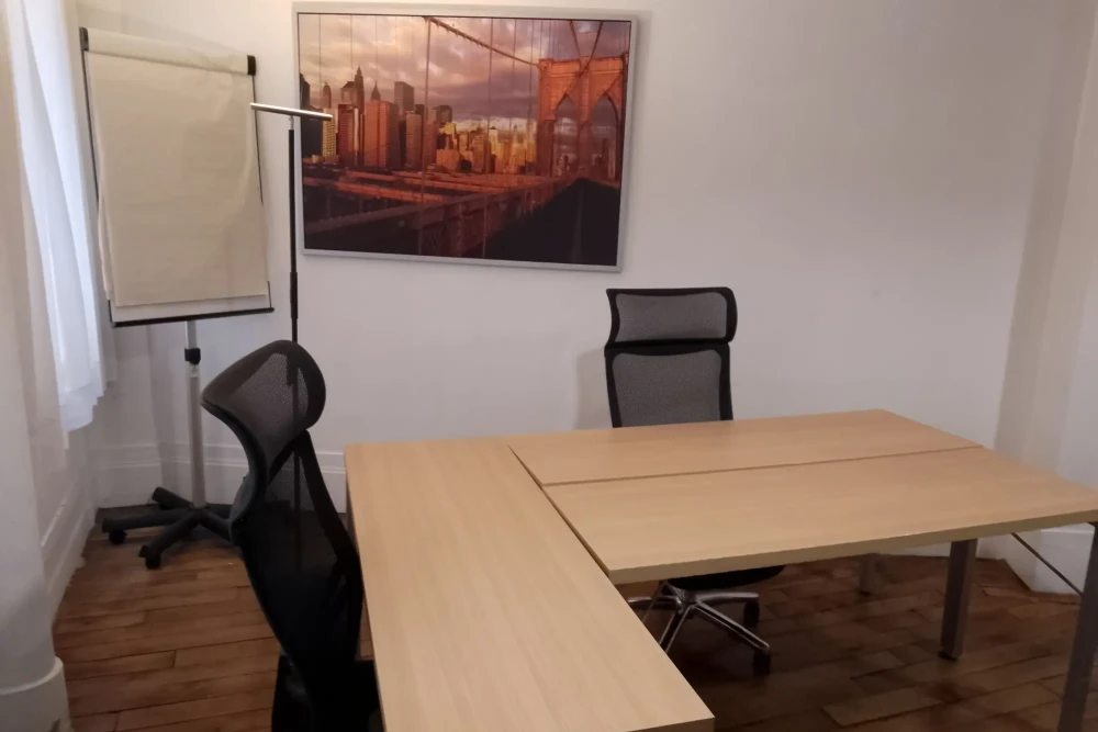Bureau privé - 75011 - 5 postes - 350€