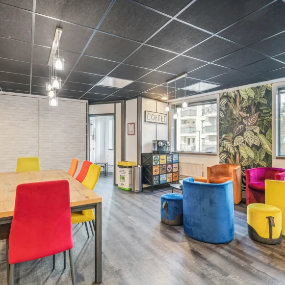 Bureau privé 20 m² 3 postes Coworking Rue Jean Jaurès Levallois-Perret 92300 - photo 5