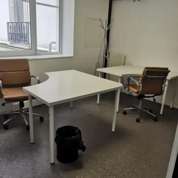 Bureau privé 12 m² 2 postes Location bureau Rue Dulong Paris 75017 - photo 1