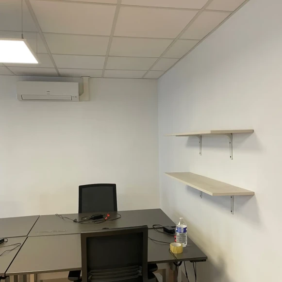 Bureau privé 34 m² 10 postes Coworking Rue de la Chaussée d'Antin Paris 75009 - photo 9