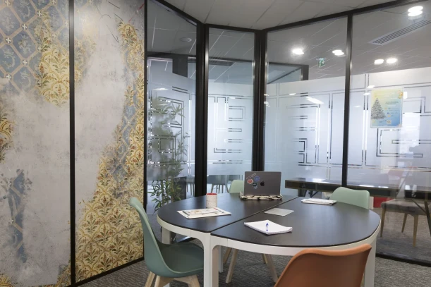 Bureau privé - 69009 - 4 postes - 530€