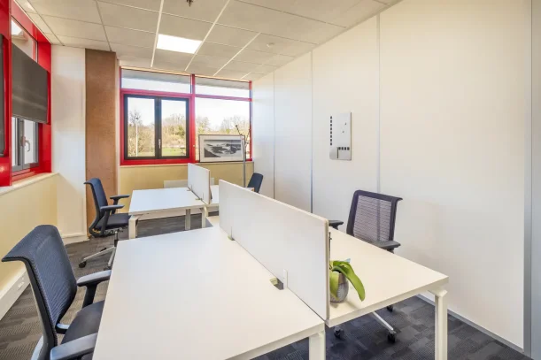 Bureau privé - 74370 - 1 poste - 720€