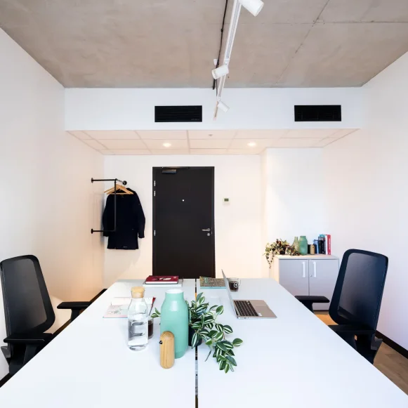 Bureau privé 17 m² 5 postes Location bureau Boulevard Voltaire Paris 75011 - photo 6