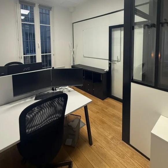 Bureau privé 10 m² 2 postes Location bureau Rue Vignon Paris 75008 - photo 1