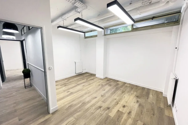 Bureau privé - 93100 - 4 postes - 650€