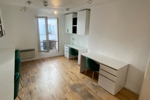 Bureau privé - 75010 - 6 postes - 1999€