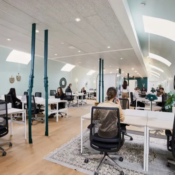 Bureau privé 122 m² 30 postes Location bureau Rue Royale Paris 75008 - photo 7