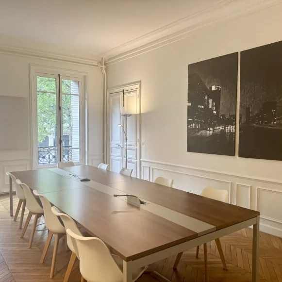 Bureau privé 37 m² 8 postes Location bureau Avenue Kléber Paris 75016 - photo 5