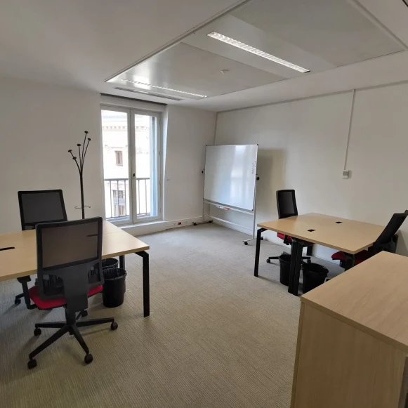 Bureau privé 21 m² 4 postes Coworking Rue Scribe Paris 75009 - photo 4