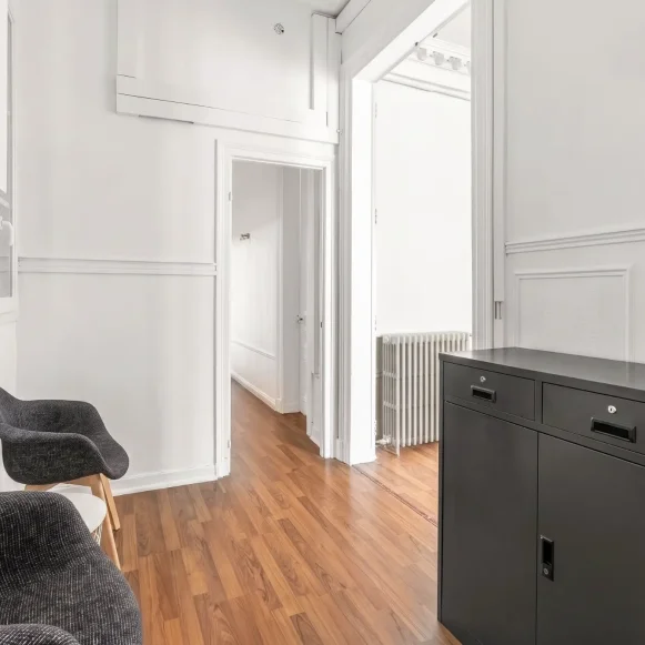 Espace indépendant 138 m² 24 postes Location bureau Rue du Faubourg Poissonnière Paris 75010 - photo 4