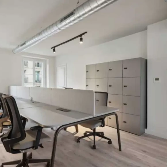 Espace indépendant 285 m² 46 postes Coworking Rue de Turbigo Paris 75003 - photo 1