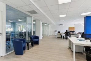 Open Space - 92100 - 10 postes - 355€