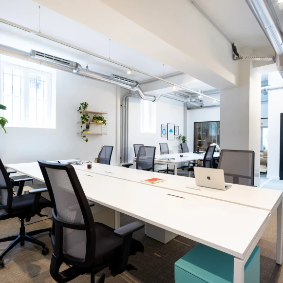 Bureau privé 66 m² 14 postes Location bureau Boulevard Voltaire Paris 75011 - photo 1