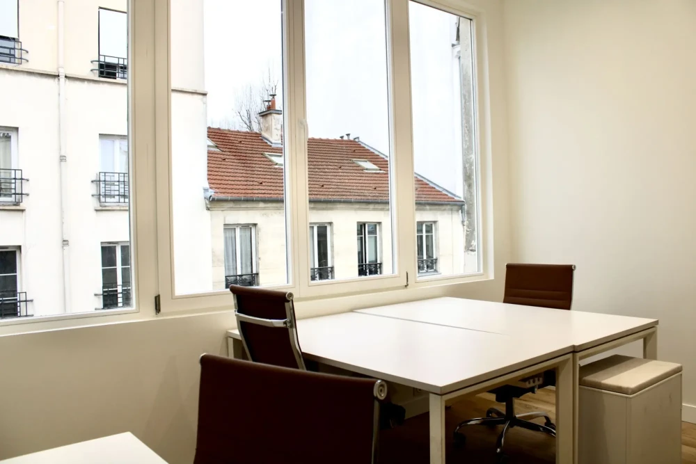 Bureau privé - 75010 - 6 postes - 3500€