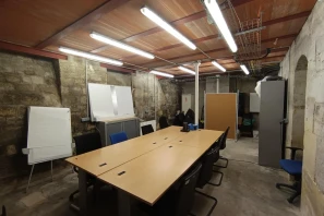 Open Space - 75005 - 4 postes - 200€