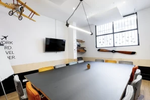 Bureau privé - 75011 - 6 postes - 1500€