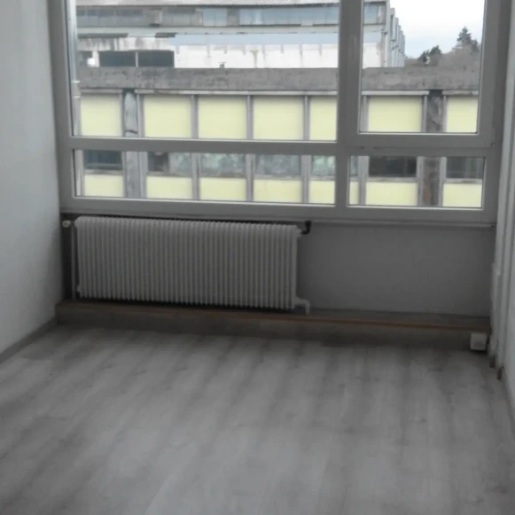 Bureau privé 120 m² 18 postes Coworking Avenue de Verdun Trilport 77470 - photo 5