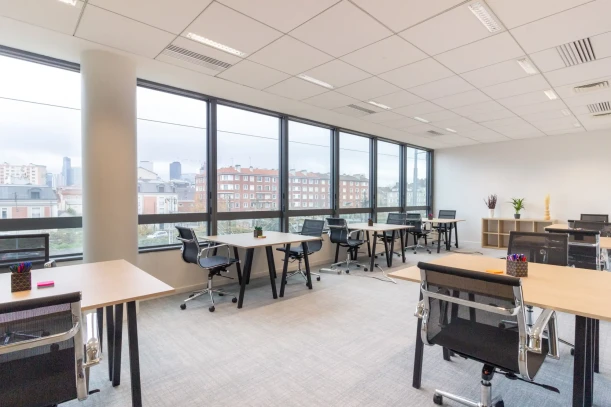 Bureau privé - 92150 - 24 postes - 9480€