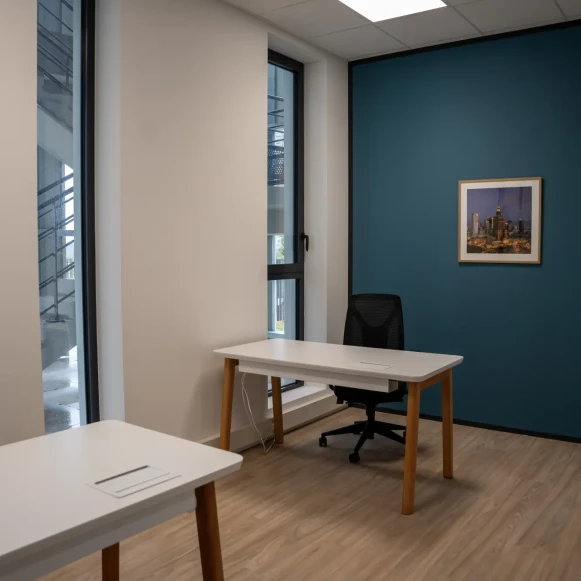 Bureau privé 8 m² 1 poste Coworking Avenue des Champs Blancs Cesson-Sévigné 35510 - photo 5