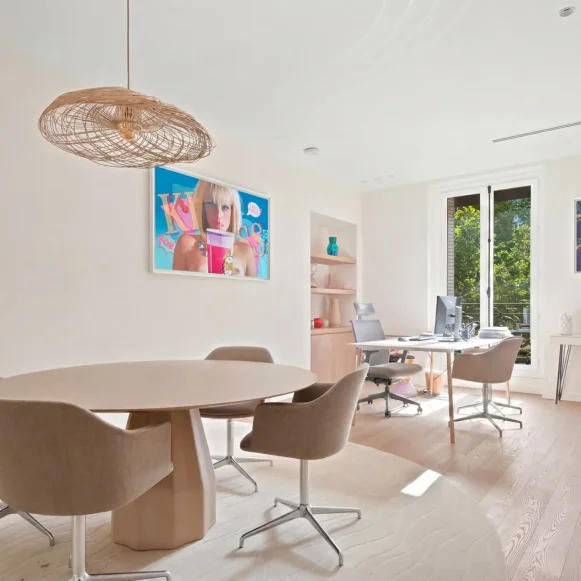 Bureau privé 30 m² 6 postes Location bureau Avenue Franklin Delano Roosevelt Paris 75008 - photo 4