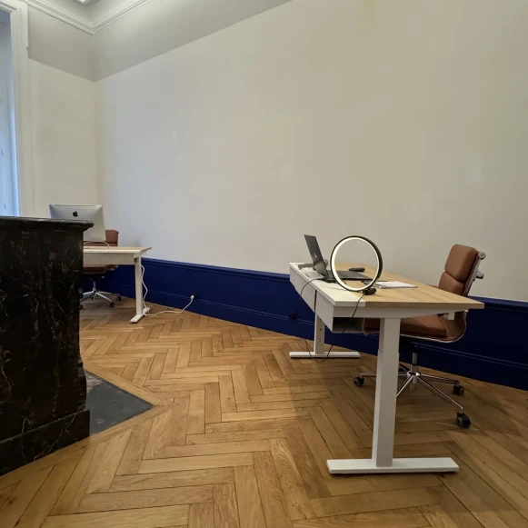 Open Space  2 postes Coworking Rue d'Algérie Lyon 69001 - photo 3