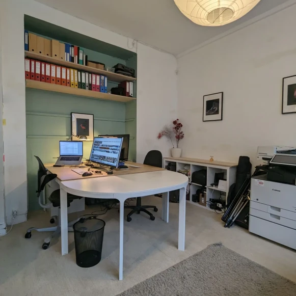 Bureau privé 18 m² 4 postes Coworking Boulevard Voltaire Paris 75011 - photo 4