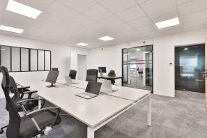 Bureau privé - 92150 - 8 postes - 1700€