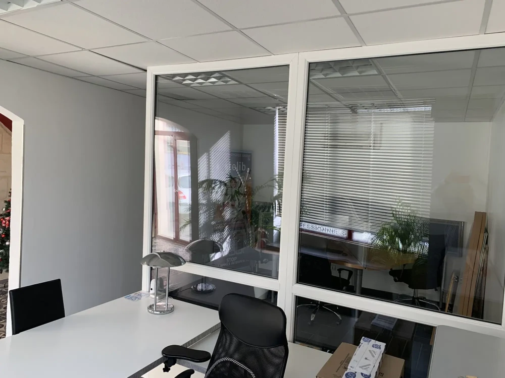 Bureau privé - 33200 - 4 postes - 650€