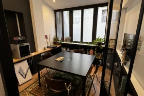 Open Space - 33000 - 16 postes - 189€