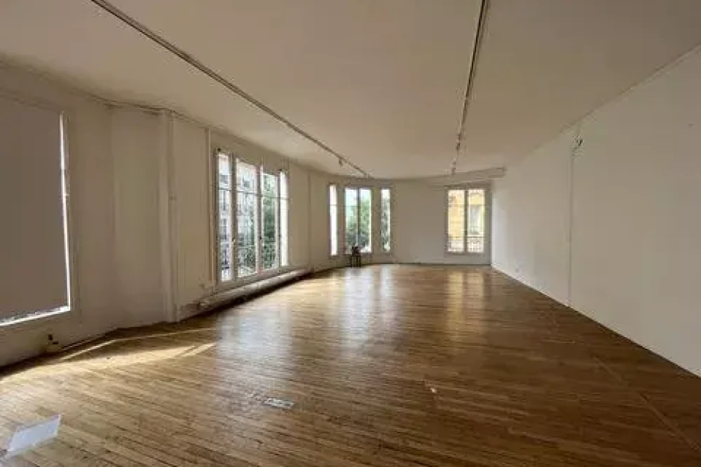 Espace indépendant - 75003 - 26 postes - 16000€