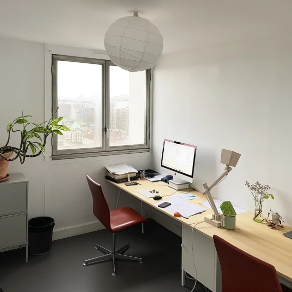 Open Space  1 poste Location bureau Quai de la Seine Paris 75019 - photo 1