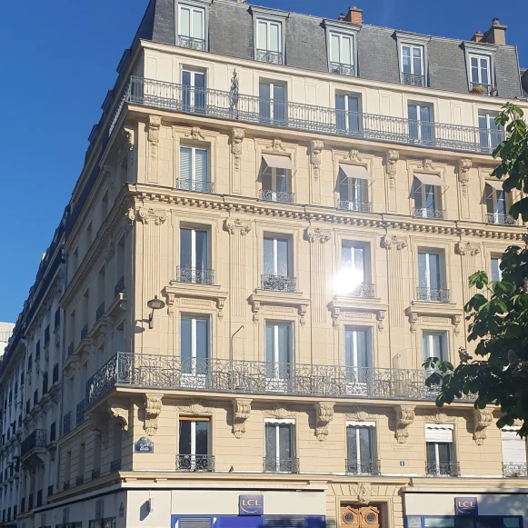 Bureau privé 15 m² 1 poste Location bureau Place de la Nation Paris 75011 - photo 2