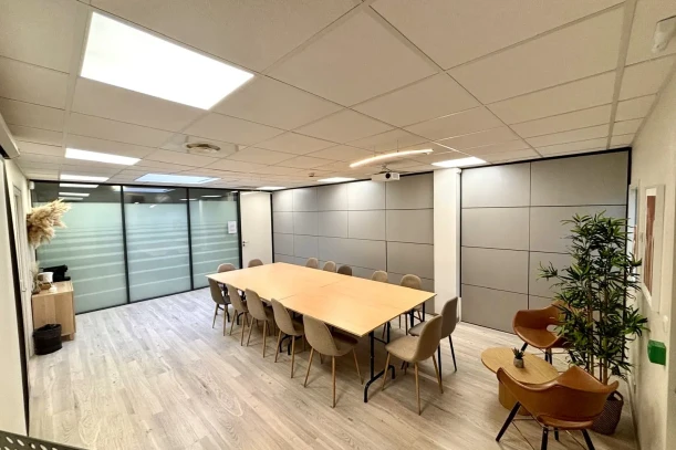 Bureau privé - 95870 - 7 postes - 2500€