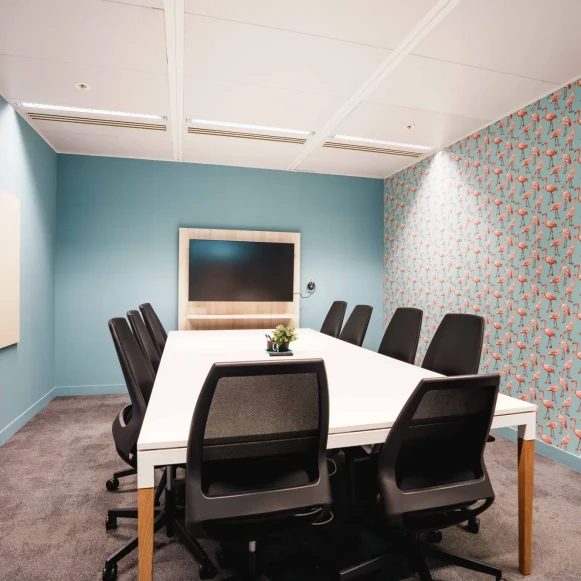 Bureau privé 11 m² 2 postes Coworking Esplanade du Général de Gaulle Courbevoie 92931 - photo 4