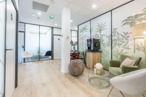 Bureau privé - 44300 - 8 postes - 2278€