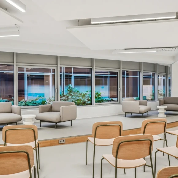 Bureau privé 55 m² 4 postes Location bureau Rue Juliette Récamier Lyon 69006 - photo 5