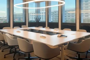 Bureau privé - 06200 - 7 postes - 2175€