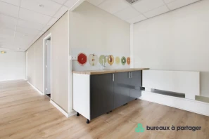 Bureau privé - 92210 - 12 postes - 2280€