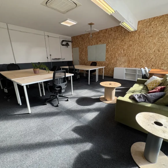 Bureau privé 40 m² 7 postes Coworking Rue Pierre-Paul Riquet Toulouse 31000 - photo 1