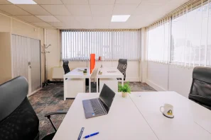 Bureau privé - 31300 - 4 postes - 979€