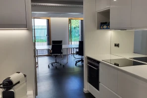 Open Space - 75013 - 5 postes - 450€