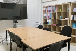 Bureau privé - 75006 - 4 postes - 1200€